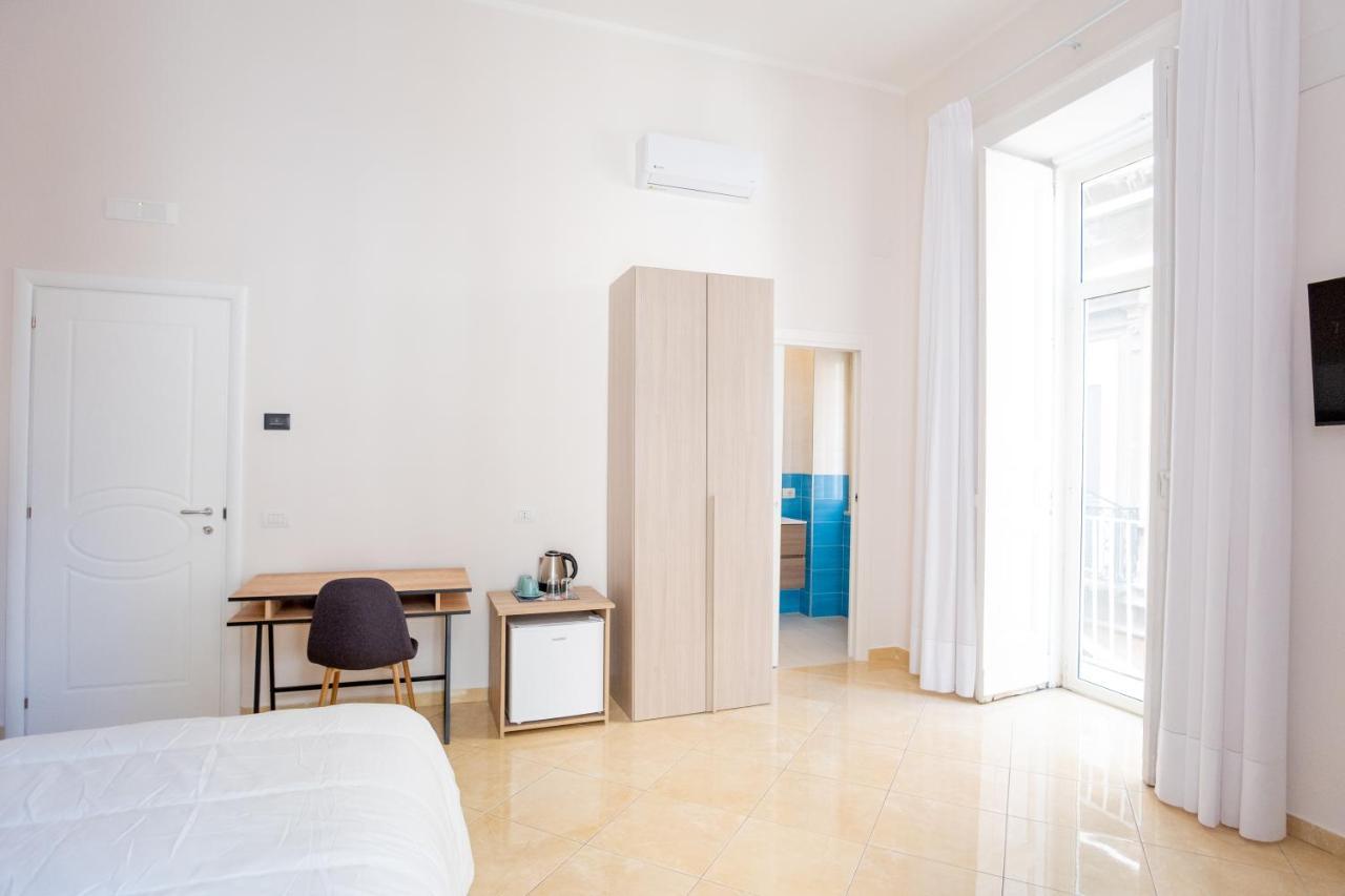 Leone Suites Toledo Naples Exterior photo